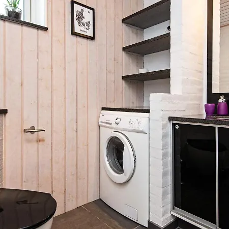 6 Person Holiday In Juelsminde *
