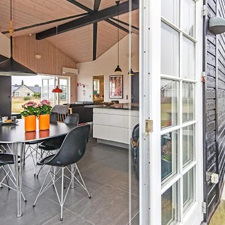 6 Person Holiday In Juelsminde בית נופש *